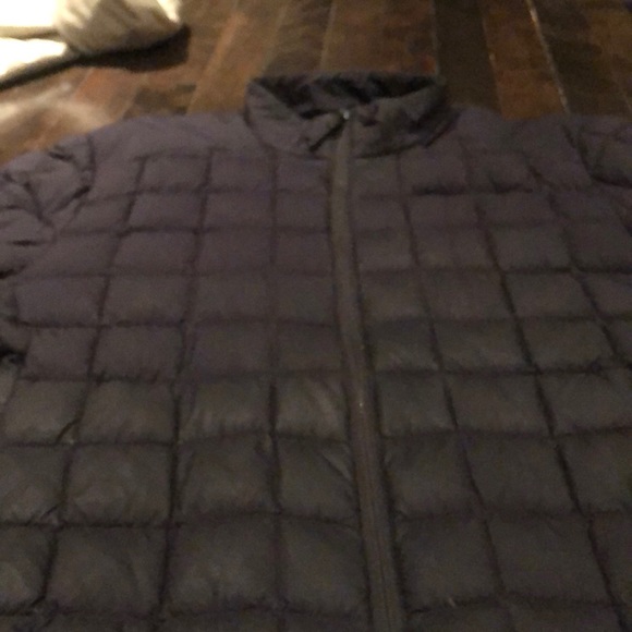 Arcteryx coat great condition - Picture 2 of 4